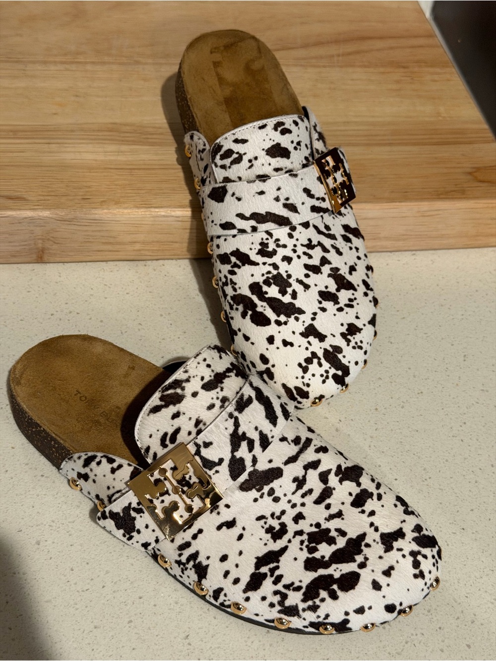 Tory Burch Womens Mellow Stud Ivory Animal Print Calf Hair Mules - Picture 5 of 11